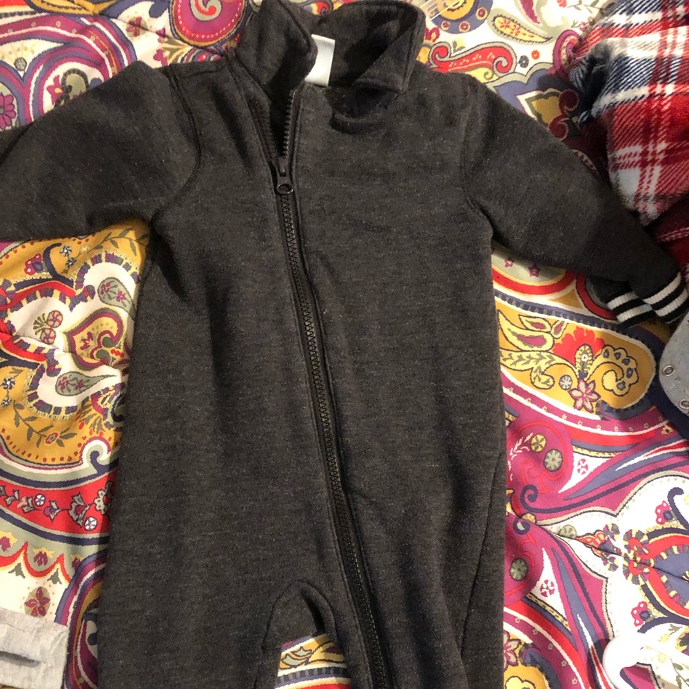 Old Navy baby boy one piece outfit 6-12 months